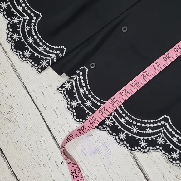 ELLE black scalloped trim sleeveless button up blouse NWT. XXL - Picture 10 of 12